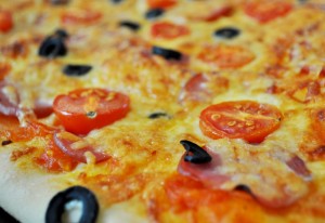 пицца с помидорами черри.JPG
