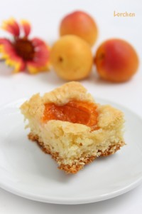 Пирог с абрикосами.jpg