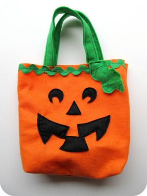Фетровые сумочки для сладостей на Хэллоуин