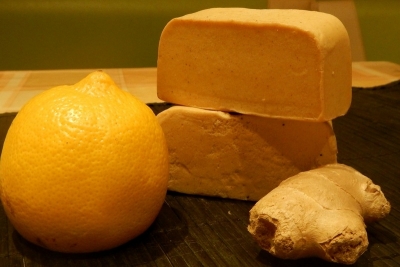 Бодрящее банное мыло Лимон и имбирь