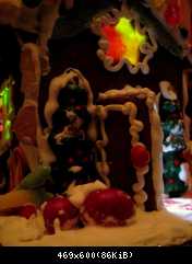 gingerbread house 048